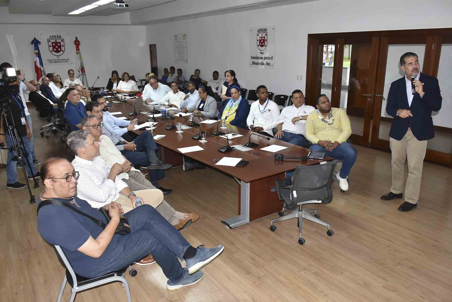 ERICK DOREJO PLA. DESARROLLO TERRITORIAL (APEDI) SANTIAGO2