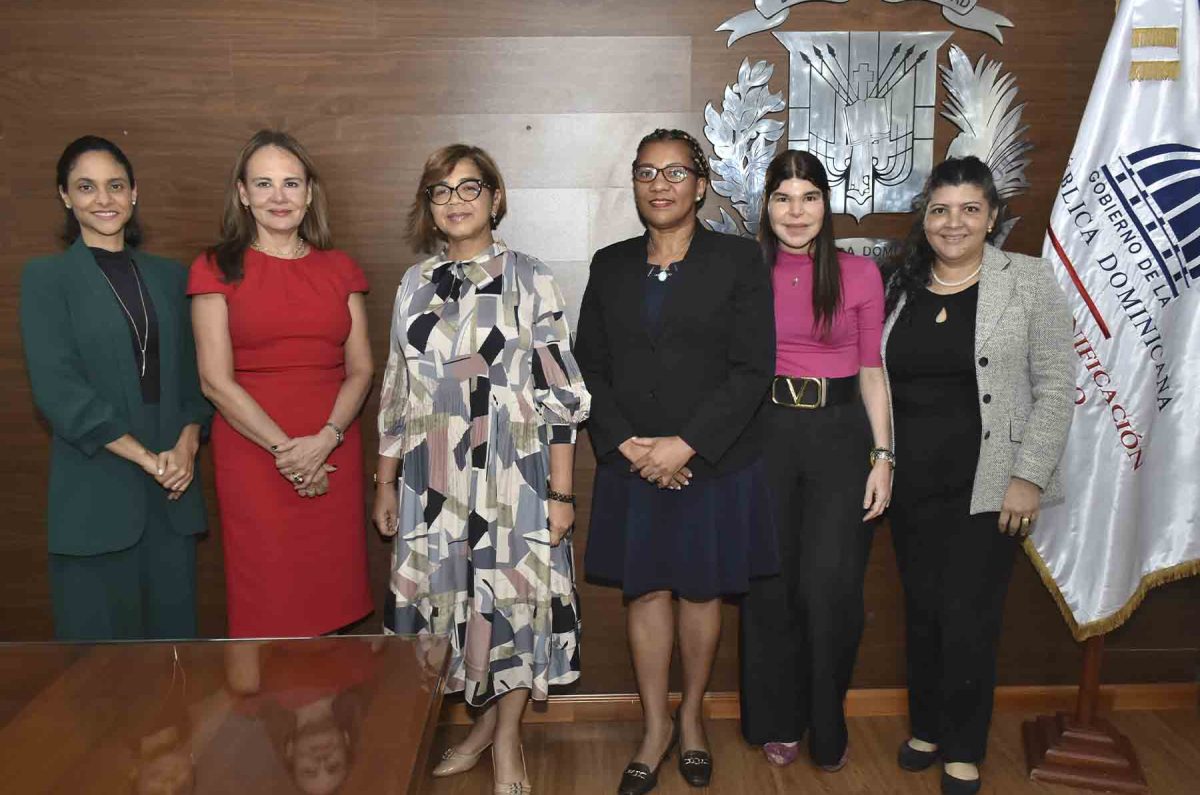 Viceministra Olaya Dotel y representante del Banco Mundial abordan tema de la cooperación técnica a la RD