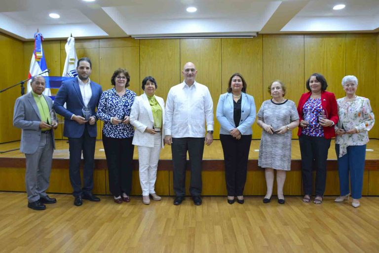 representantes de la sociedad civil en el Consejo del CASFL2