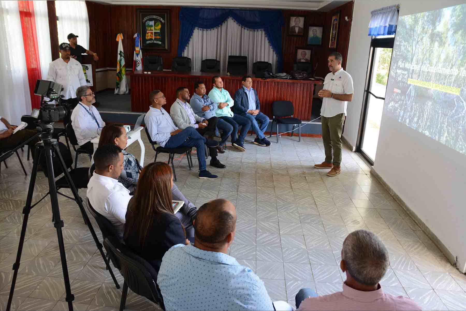 Presencion Plan Ordenamiento Pepillo Salcedo2