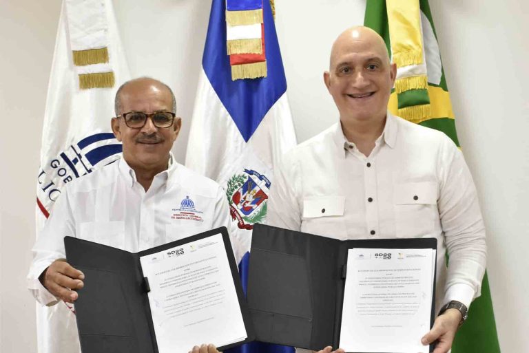 firma acuerdo SD2050 y DIGECAC 1