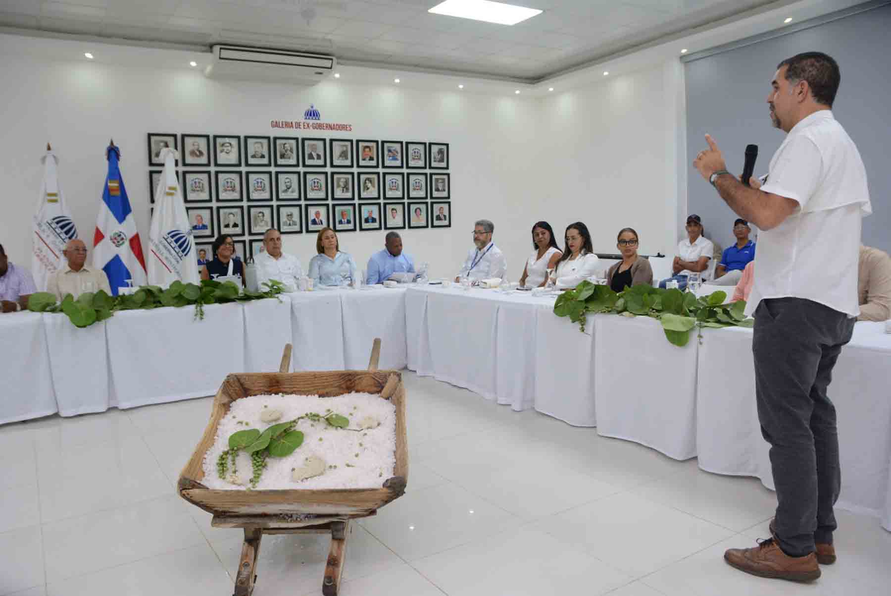 Encuentro Alcaldes Montecristi DPDZF2