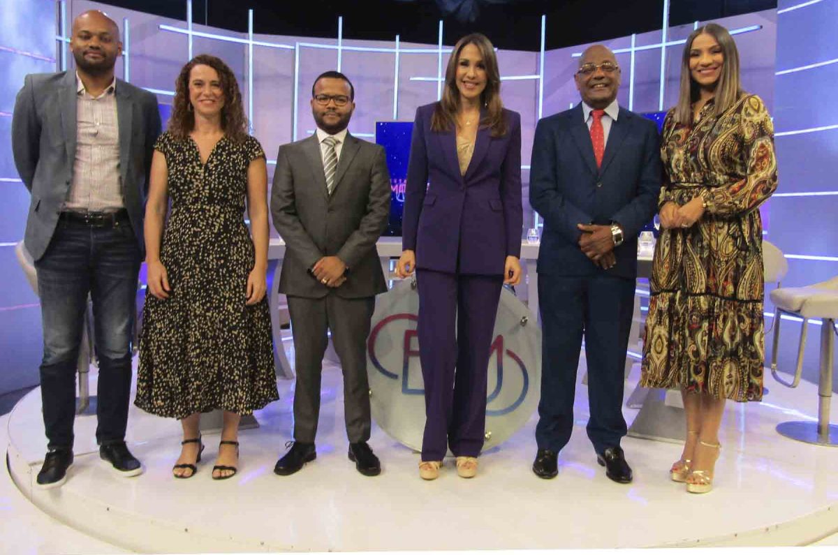 Esta Noche Mariasela