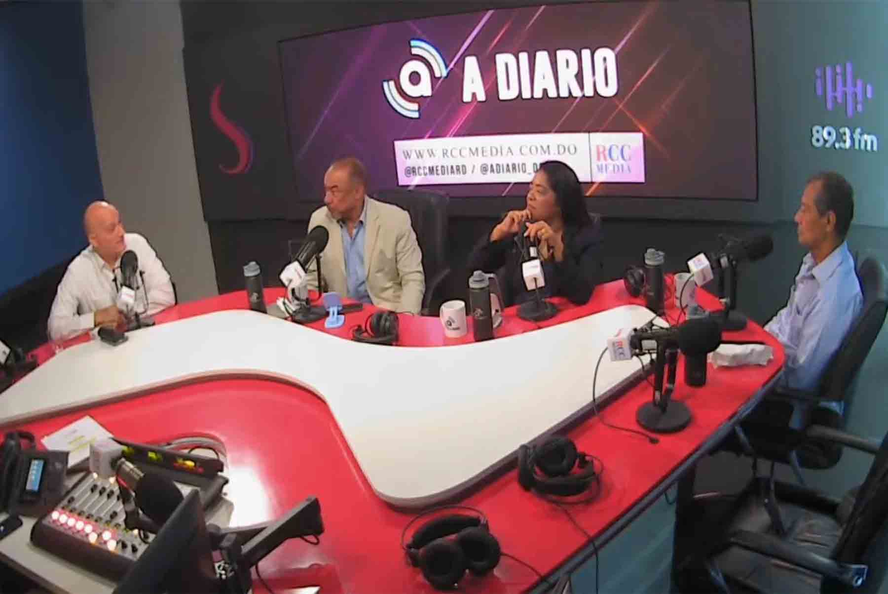 Ministro de Economía plantea la necesidad de construir un Estado que funcione