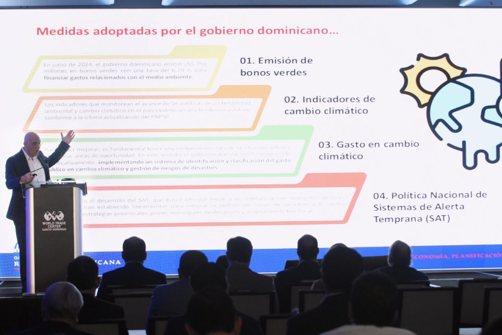 Pável Isa Contreras destaca escenario macroeconómico ideal del país