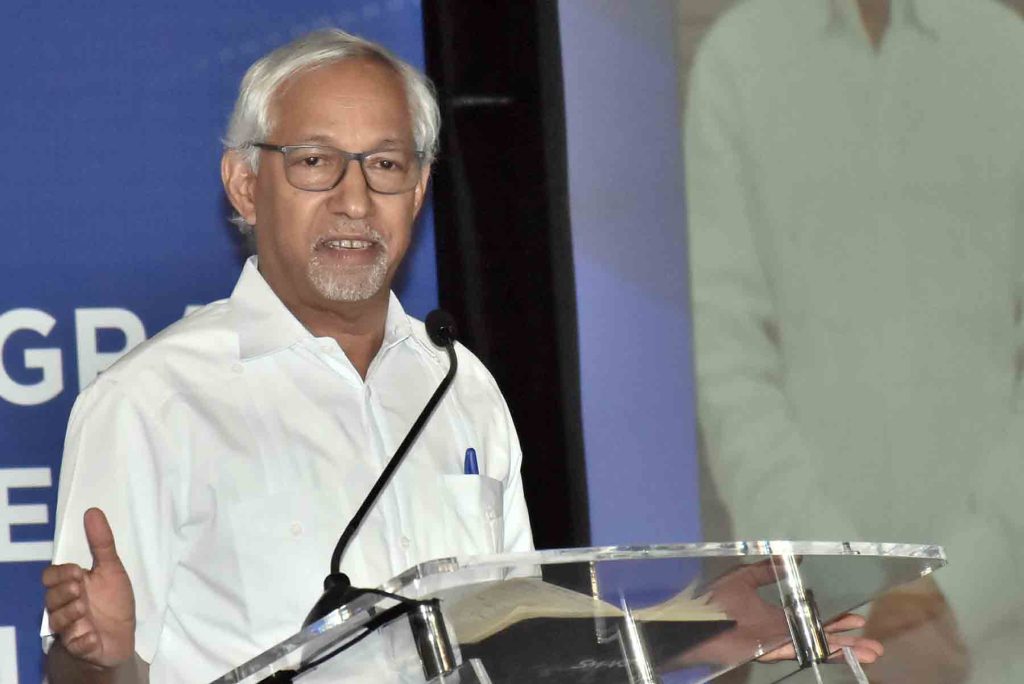 Acto MINERD con vice Olaya Dotel VIMICI1