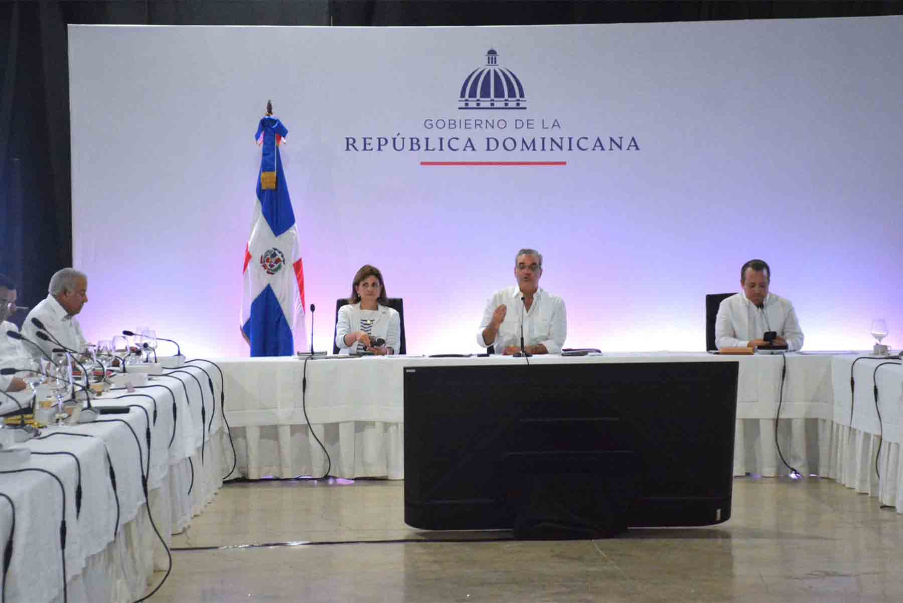 Gobierno comprometido1