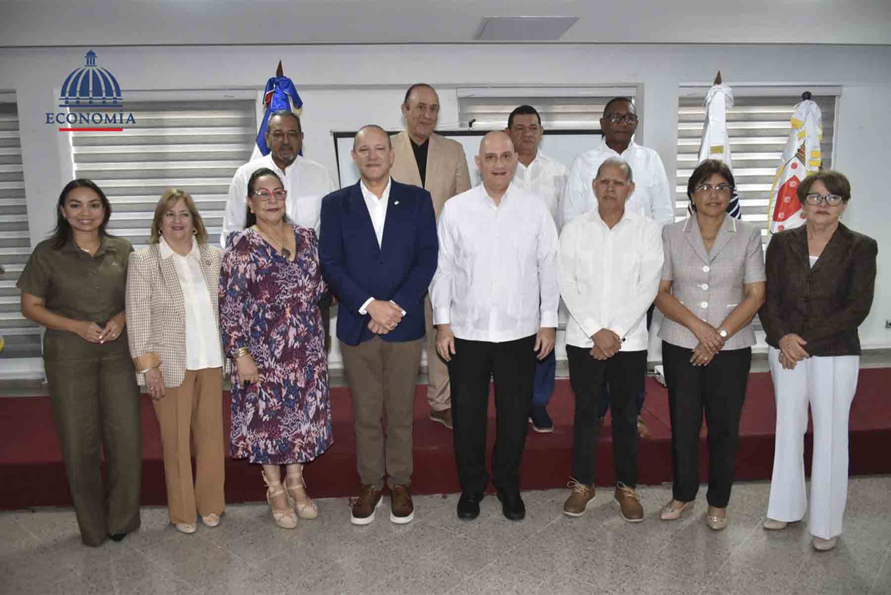 Ministro de Economía detalla beneficios que impactan en la población