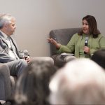 Vielka Polanco, directora ejecutiva del Centro Nacional de Fomento y Promoción de las Asociaciones sin Fines de Lucro (CASFL), del Ministerio de Economía, Planificación y Desarrollo, y Jimmy Bolaños, director ejecutivo de Costa Rica Integra, Capitulo Costarricense de Transparencia Internacional socializan políticas y estrategias para un entorno favorable de las ASFL.