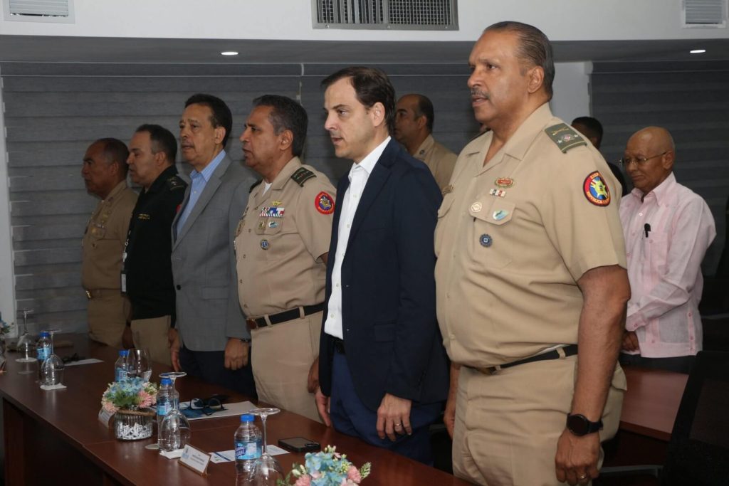 Fortalecen capacidades del equipo de la Dirección de Planificación del Ministerio de Defensa de la República Dominicana (MIDE)