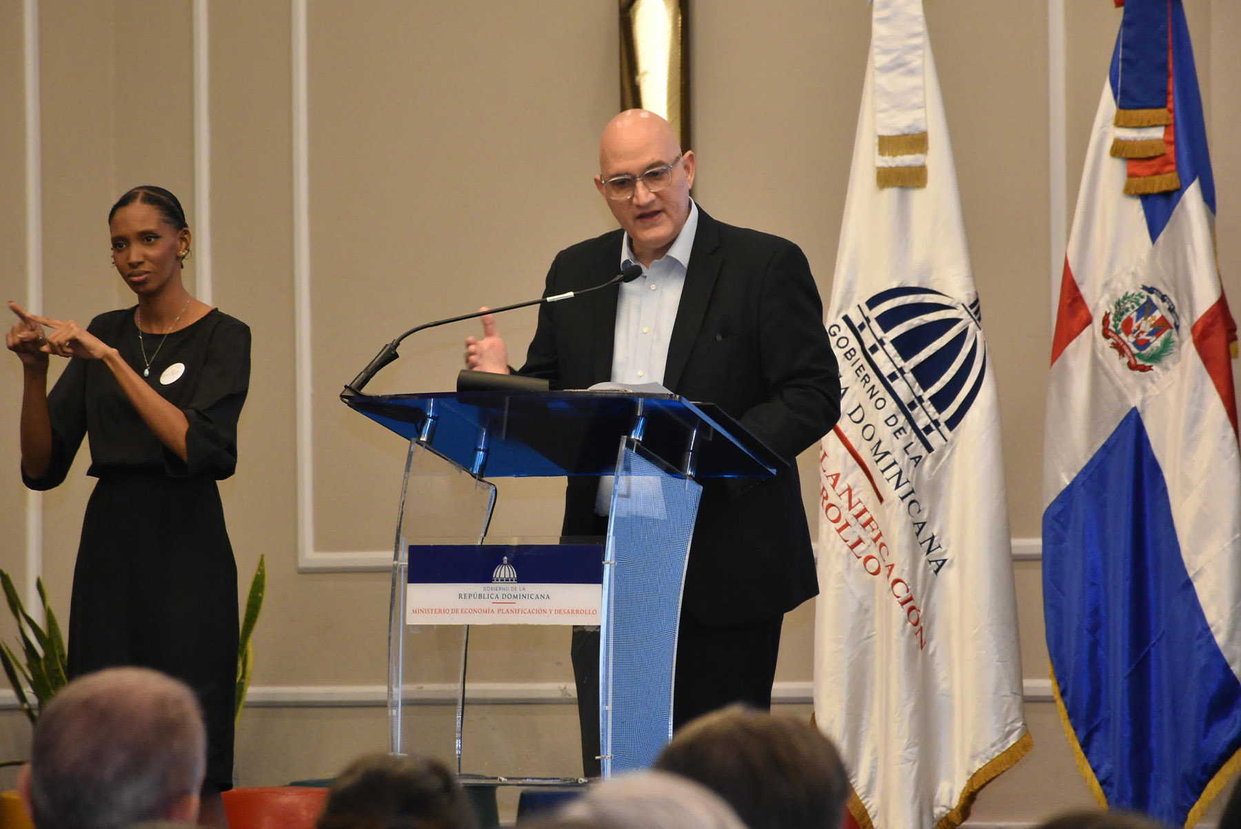 Pável Isa Contreras