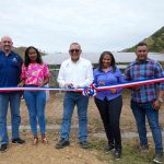 Gobierno e IDDI inauguran proyecto de electrificación solar