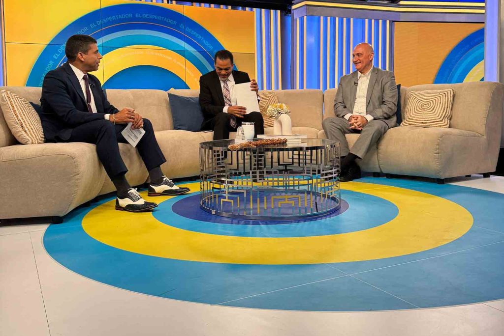 Isa Contreras informa en enero próximo vuelve a las aulas1