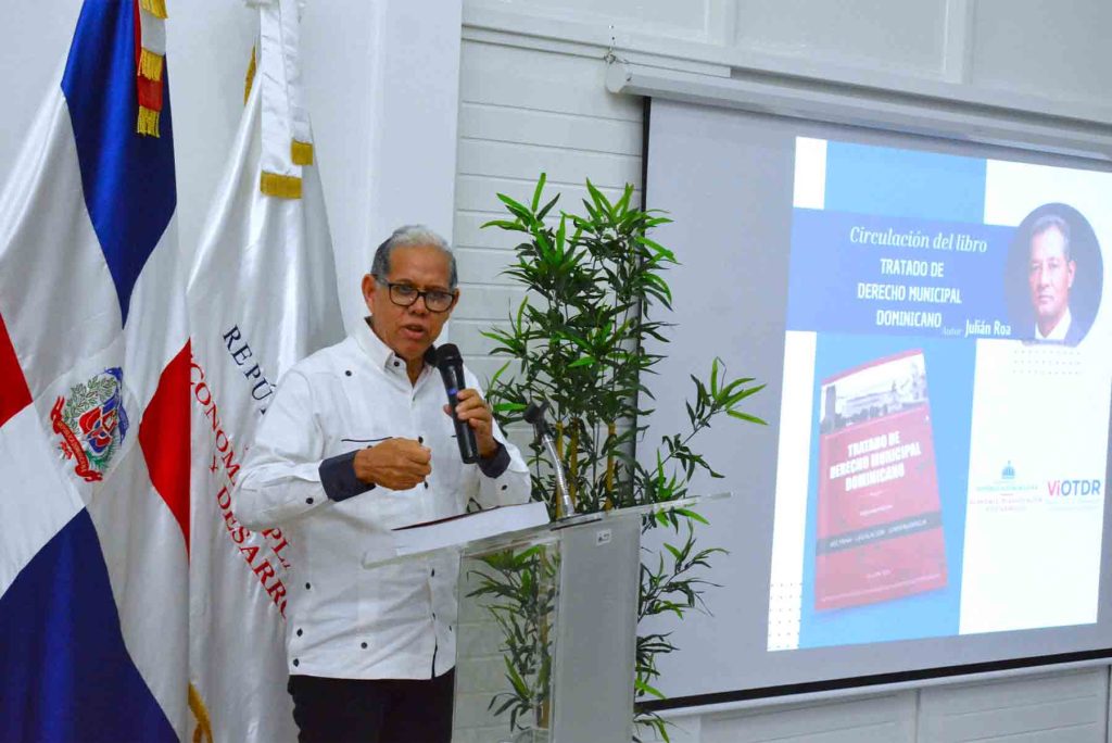 circulación de libro sobre derecho municipal1