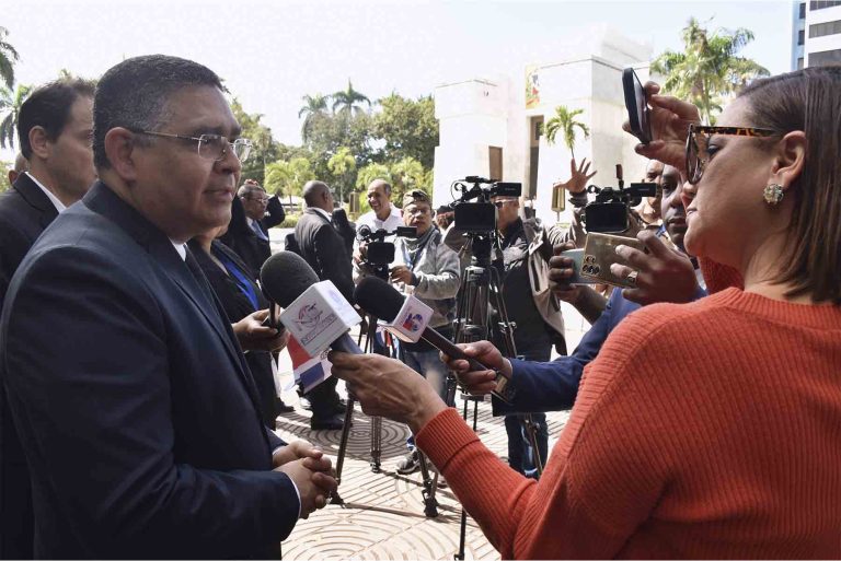 ALEXIS CRUZ ENTREVISTADO