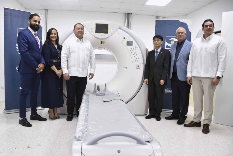 El Gobierno de Japón donó al Hospital Docente Universitario Doctor Darío Contreras de la República Dominicana un cuarto tomógrafo valorado en 1