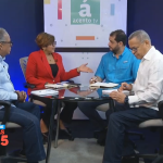 La viceministra de Cooperación Internacional del Ministerio de Economía, Olaya Dotel Caraballo, participa en un programa especial de análisis del discurso de rendición de cuentas del presidente Luis Abinader, conducido por los periodistas Fausto Rosario Adames, y Gustavo Olivo Peña, por Acento TV; junto al ingeniero civil Miguel Alejandro Martínez.