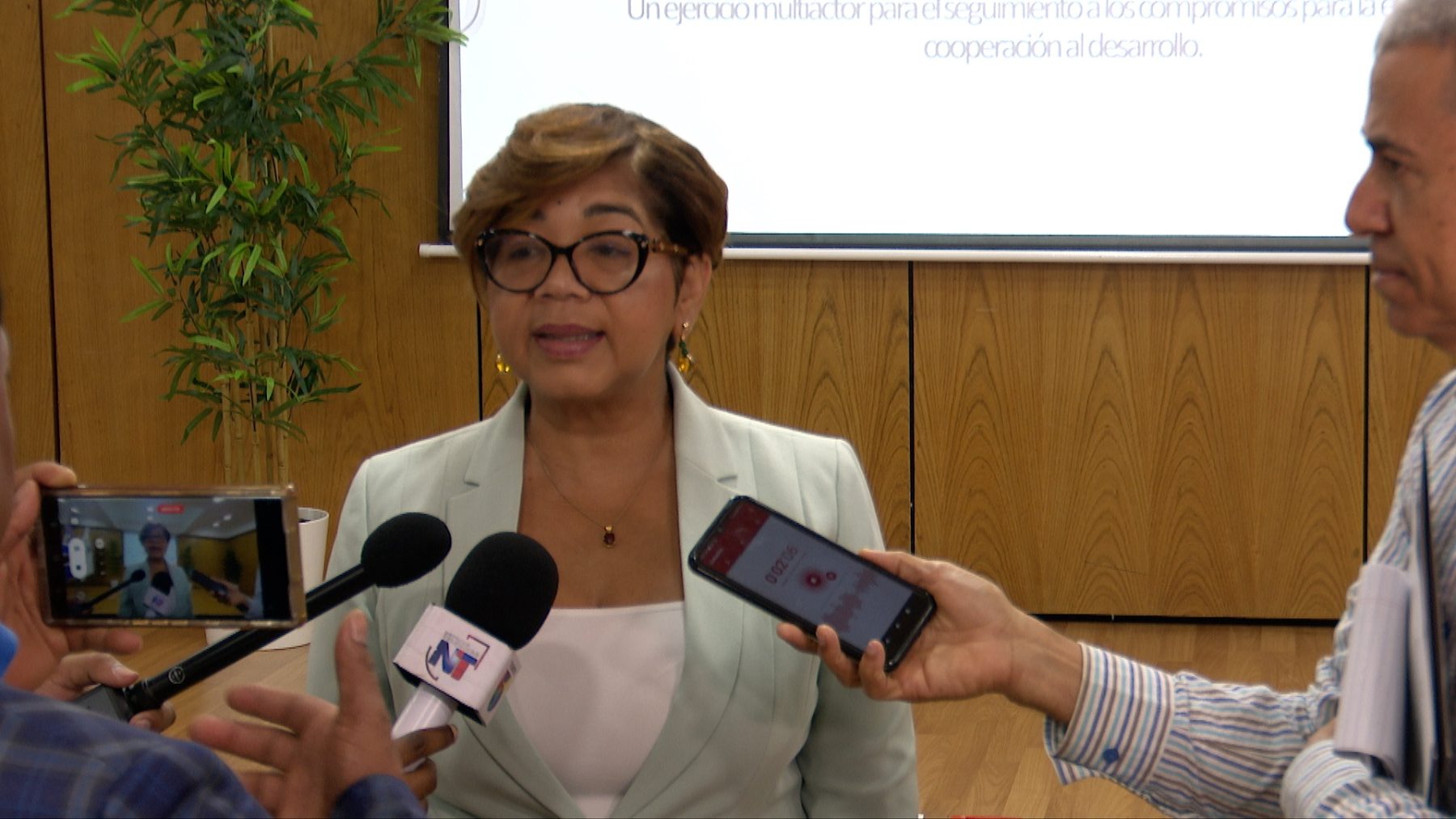 La viceministra de Cooperación Internacional del Ministerio de Economía, Olaya Dotel Caraballo, entiende que la transformación ministerial elevará la eficacia de la planificación y la presupuestación en el país.