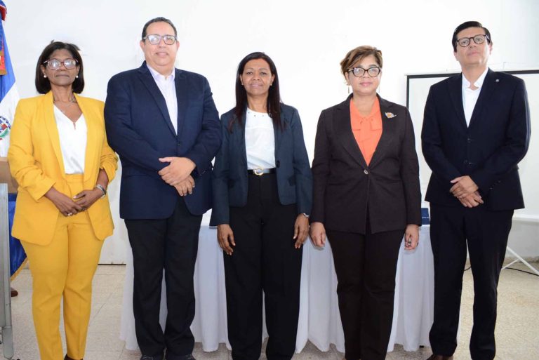 Remozamiento Centro Madre Cándida VIMICI